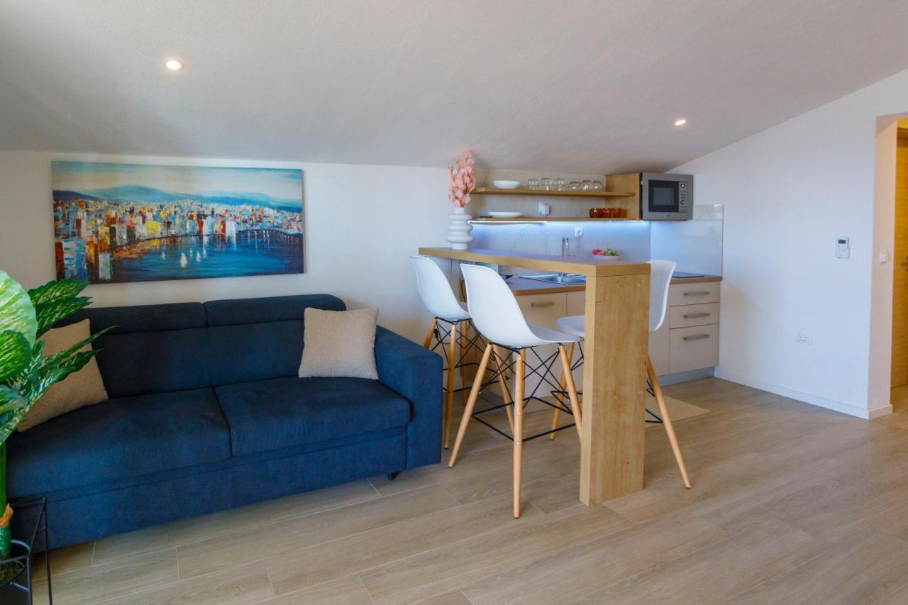 Apartment Side Brela