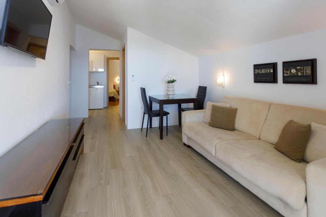 Apartment Side